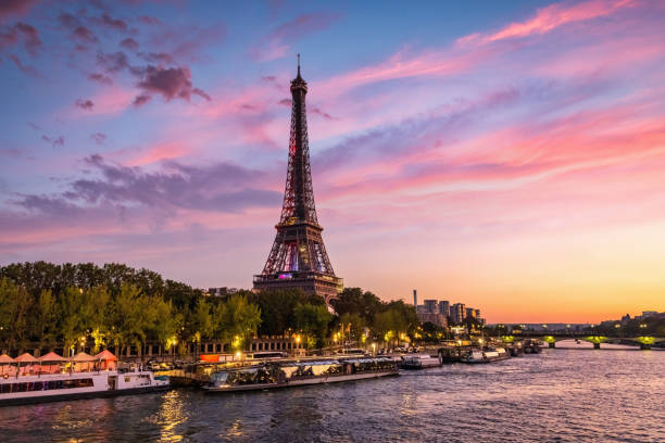 How I Traveled to Paris on $20 a Day (And You Can Too!)